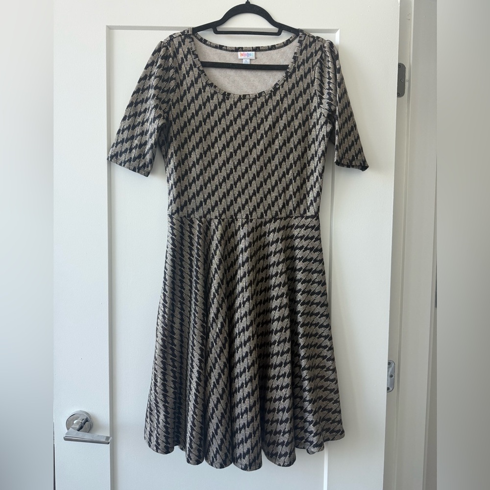 Stylish Black and Tan Houndstooth Dress